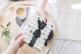 How to Choose the Perfect Gift (When You Have No Clue What to Buy!)